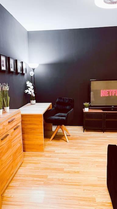 Moderny Apartman S Parkovanim 브라티슬라바 외부 사진
