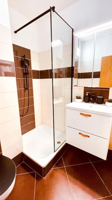 Moderny Apartman S Parkovanim 브라티슬라바 외부 사진